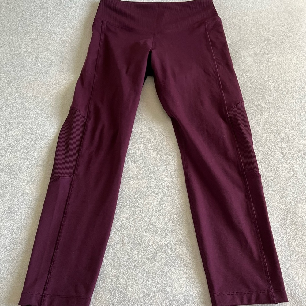 Burgundy VSPINK COZY Fleece Lined Leggings NWOT side pockets size Medium
